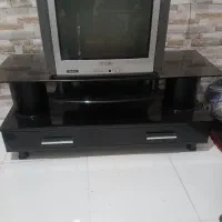 میز تلویزیون شیشه ایی