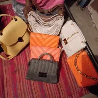 تعدادی کیف نو