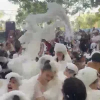 بزرگترین فستیوال آب وکف برای کودک وبزرگسال