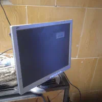 مانیتور استوک ۱۷ اینچ