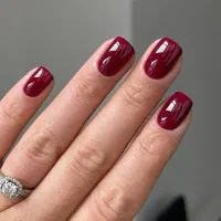 ناخن درسالن VIP قزوین