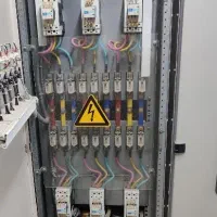 برقکار(تعمیر کار ونصاب خدمات برقی)|خدمات پیشه و مهارت|کیش, |دیوار