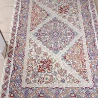 دوجفت قالیچه هست و یه سرویس کفگیر ...
