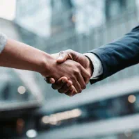 فریلنسر متخصص در تولید محتوا، ترجمه و بازاریابی.|خدمات رایانه‌ای و موبایل|تهران, تهرانپارس غربی|دیوار
