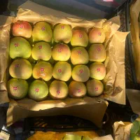 سیب لوکس ترگور|خوردنی و آشامیدنی|صومای برادوست, |دیوار