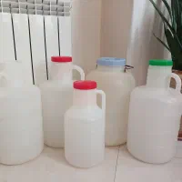 ۵ عدد دبه (۲۰ و ۱۳ و ۷ لیتری)