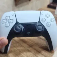 دسته ps5 در حد نو