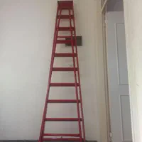 نردبان فلزی