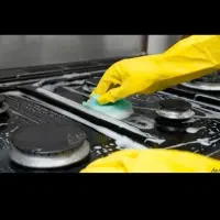 شرکت خدماتی نظافت وپرستاری ونگهداری سالمندوکودک