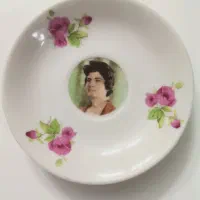 نعلبکی کلکسیونی