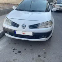 مگان ۲۰۰۰ مدل ۸۹