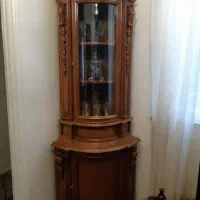 بوفه ویترین دار از چوب گردو با منبت کاری|بوفه، ویترین، کنسول|ری, علایین|دیوار