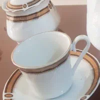 فنجان ونعلبکی چینی