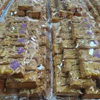 *( نیروی خانم جهت کار در کارگاه قنادی )*|استخدام خدمات فروشگاه و رستوران|بروجن, |دیوار