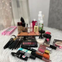 میک اپ عروس و همراه در منزل با بهترین متریال|خدمات آرایشگری و زیبایی|تهران, باغ فیض|دیوار