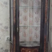 گنجه و آینه کنسول