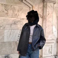 جکت چرم|لباس|اشتهارد, |دیوار