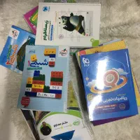 فروش کتاب‌های‌درسی‌و کنکوری۱۴۰۵و۱۴۰۴ به علت مهاجرت