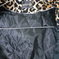 پالتو بارانی ربکا|لباس|قم, نیروگاه|دیوار