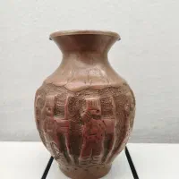 گلدان مسی قلم کاری هخامنشی