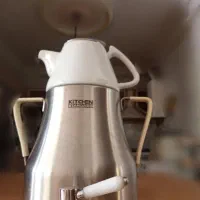 قوری و کتری شیر دار