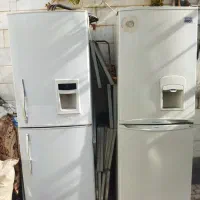 دو عدد یخچال سالم و تمیز