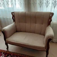 مبل ۹ نفری کاملا سالم