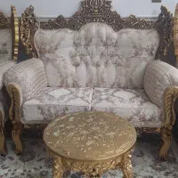 مبل نیمه سلطنتی