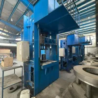 انجام کار مزدی با پرس هیدرولیک