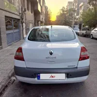 رنو مگان ۱۶۰۰ مدل ۱۳۹۰
