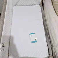 تخت کنار مادر . برند زویه .باتنظیم پایه ننو میشود|تخت و سرویس خواب|تهران, مینای شمالی (مخبر)|دیوار