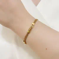 نیم ست نقره ورساچ نقره سازی رضازاده الیزابت|بدلیجات|تبریز, |دیوار