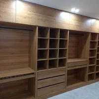 نجار چوب کابینت و کمد