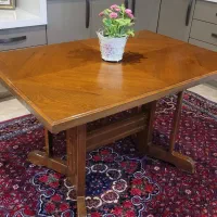 میز ناهارخوری چوبی