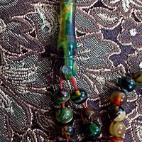 تسبیح کهربا پرچمی