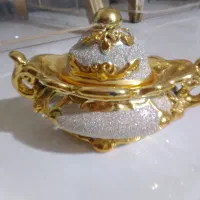 ظرف تزئینی وشکلات خوری نقره ای طلایی
