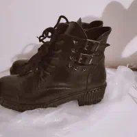 پوتین سایز 37سالم وتمیز