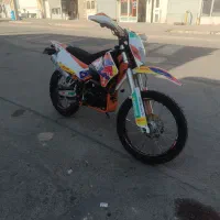 فلات نیو کی تی ام|موتورسیکلت|مهربان, |دیوار