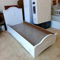 تخت کلاسیک تمام MDF کشودار وکیوم|تخت و سرویس خواب|مرند, |دیوار