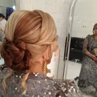 تخفیفات ویژه خدمات سالن زیبایی نورا|خدمات آرایشگری و زیبایی|کرمانشاه, |دیوار