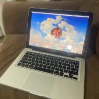 مک بوک ۲۰۱۱ macbook