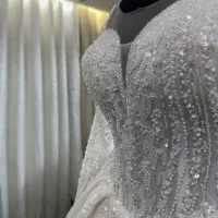 لباس عروس شیک و تمیز