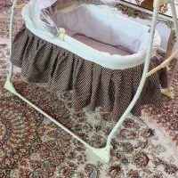 گهواره|تخت و صندلی بچه|بروجرد, |دیوار