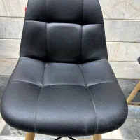 صندلی مناسب کافه