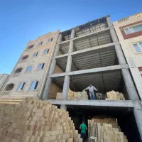 پیش فروش ۱۳۰ متر دو خواب در میدان ازادی