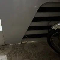 میز منشی و اینه و دکور