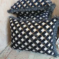 پشتی‌سرمه‌ای