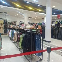 فروشنده آقا و خانم