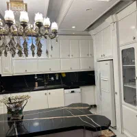 کابینت طرح انزو با رنگ پلی اورتان  سفید