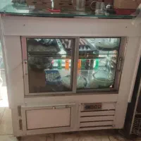 یخچال ویترینی